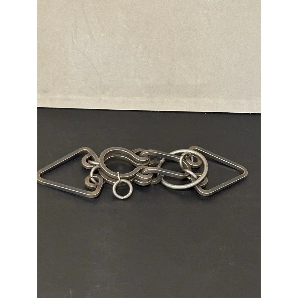 Heavy Metal Puzzle‎